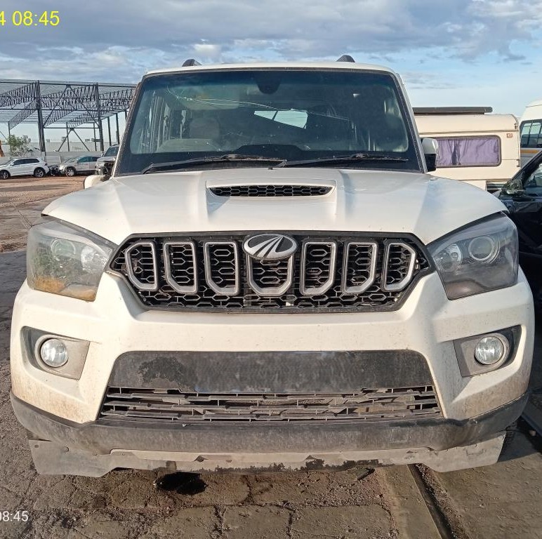 MAHINDRA